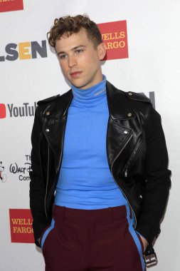 aktör Tommy Dorfman