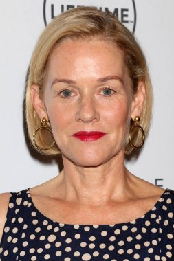 Penelope Ann Miller 