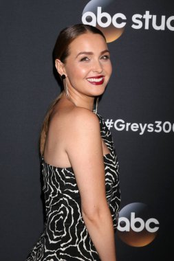 aktris Camilla Luddington