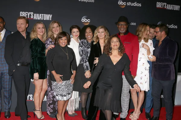 Greys Anatomy Kasta Grey Anatomy 300 Episod Händelse Tao Los — Stockfoto