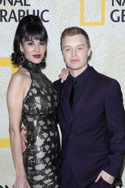 Aktörler Layla Alizada ve Noel Fisher — Stok fotoğraf