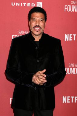 şarkıcı Lionel Richie