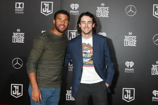 Rennfahrer Darrell Wallace jr und Ryan Blaney — Stockfoto