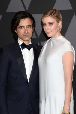 aktrist Greta Gerwig konuk ile