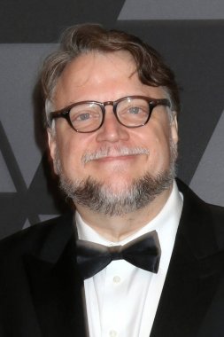 Yönetmen Guillermo del Toro'nun galibi 9 yıllık valiler Ödülleri Dolby Ballroom Los Angeles, Ca