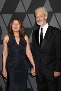 Üreticileri Paula Wagner ve Rick Nicita galibi 9 yıllık valiler Ödülleri Dolby Ballroom Los Angeles, Ca