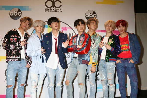 BTS, Jungkook, Jimin, V, Suga, Jin, J-Hope, Rap Monster — Stock Photo, Image
