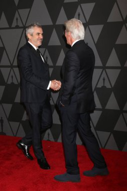 Yönetmen Alfonso Cuaron ve Richard Gere galibi 9 yıllık valiler Ödülleri Dolby Ballroom Los Angeles, Ca