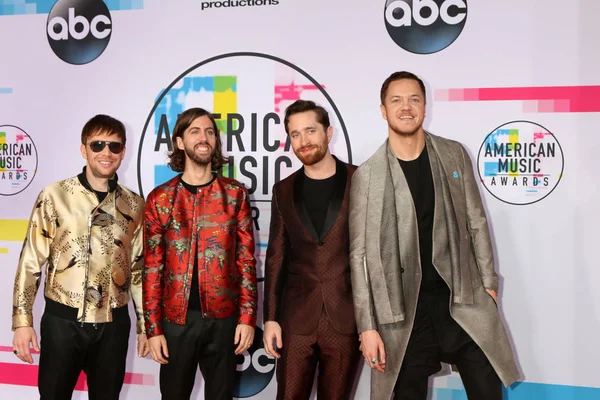 Ben Mckee Daniel Wayne Sermon Daniel Platzman Dan Reynolds Föreställa — Stockfoto