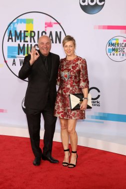 İş adamı Kevin Oleary ve Linda Oleary