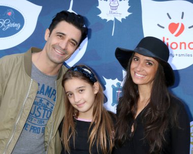Gilles Marini, Juliana Marini ve Carole Marini adlı Diono teşekkür ve Kuzey Hollywood, Ca Garland Otel'de veren bir gün sunar