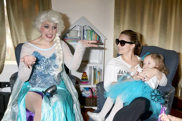  Elsa taklitçi, mahsun işçi gri, Amelie Bailey