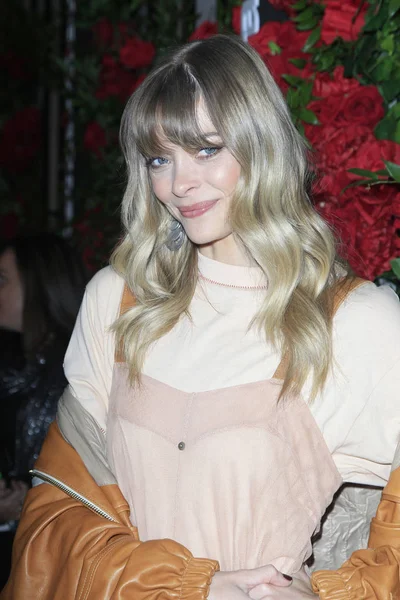 Oyalama arazi denize indirmek eğlenti