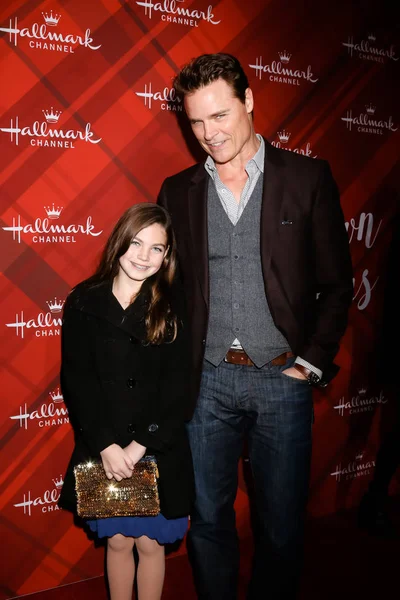 Bella Neal, Dylan Neal — Stockfoto