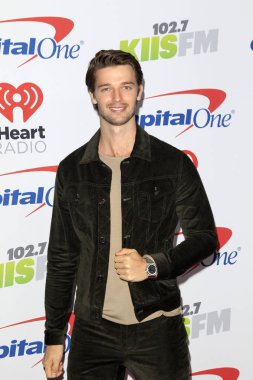 aktör Patrick Schwarzenegger 