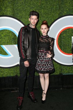 Travis Mills, Madelaine Petsch