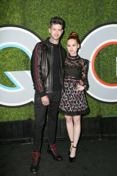 Travis Mills, Madelaine Petsch — Zdjęcie stockowe