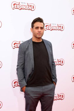 aktör Bobby Cannavale