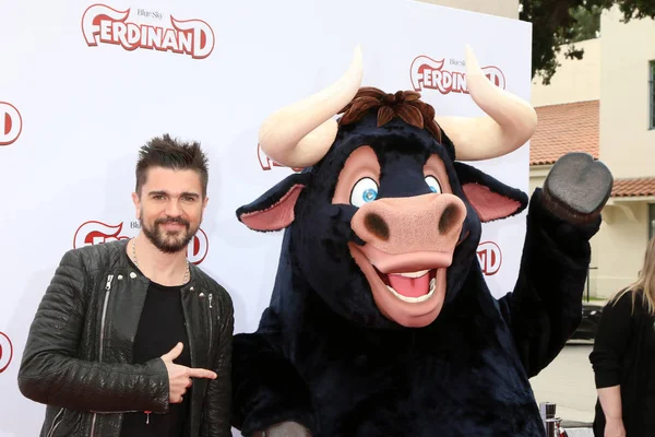  Juanes, Ferdinand Character