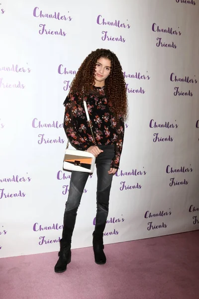 sinema oyuncusu Isabella Revel