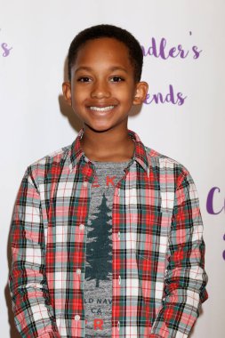 aktör Brandin Stennis