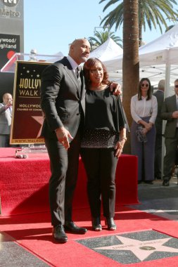 Dwayne Johnson yıldız töreni