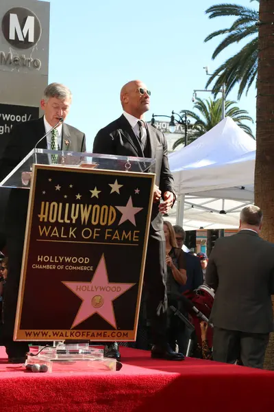 Dwayne johnson cerimônia estrela — Fotografia de Stock