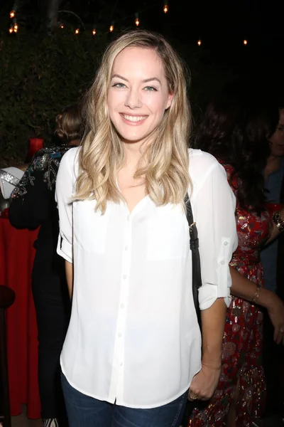  aktris Annika Noelle