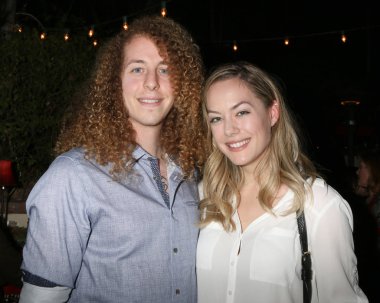 Heather Tom, James Achor, Zane bağlayıcı Noel partisi