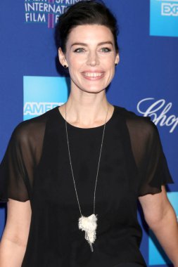 sinema oyuncusu Jessica Pare 