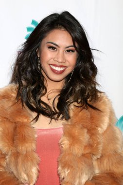 oyuncu Ashley Argota