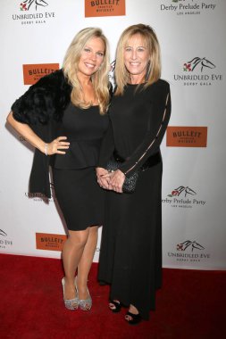 Kari Michaelsen, Brigitte Johnston 