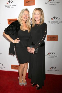 Kari Michaelsen, Brigitte Johnston 