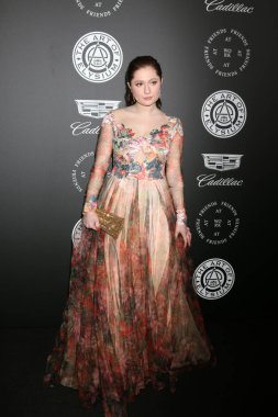 aktris Emma Kenney
