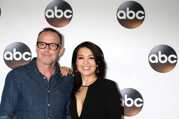 Clark Gregg, Ming-Na Wen — Foto Stock