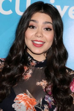 oyuncu Aulii Cravalho 