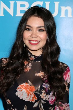 oyuncu Aulii Cravalho 
