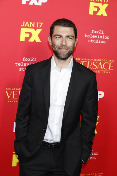 actor  Max Greenfield