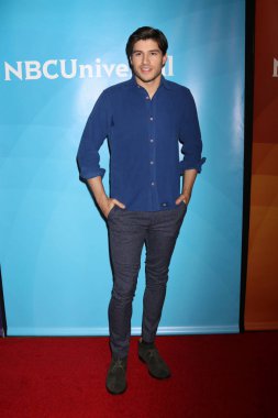 oyuncu Cameron Cuffe