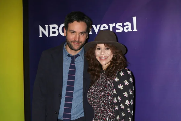 Josh Radnor, Rosie Perez — Stock Photo, Image