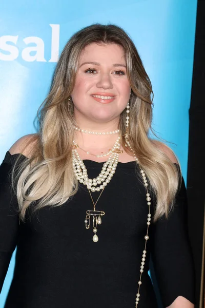 Zpěvačka Kelly Clarkson — Stock fotografie