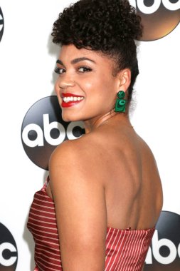 aktris Barrett patron