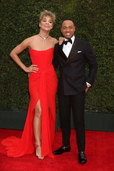 Jasmine Sanders, Terrence J — Photo