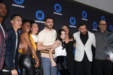 Curtis Lum, Sibongile Mlambo, Aylya Marzolf, Eline Powell, Rena Owen, Ian Verdun