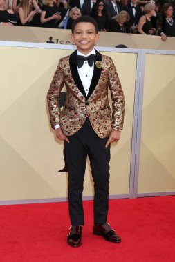 aktör Lonnie Chucky