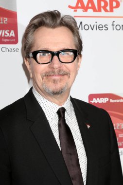 aktör Gary Oldman 