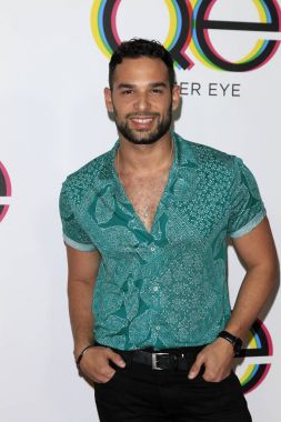 aktör Johnny Sibilly