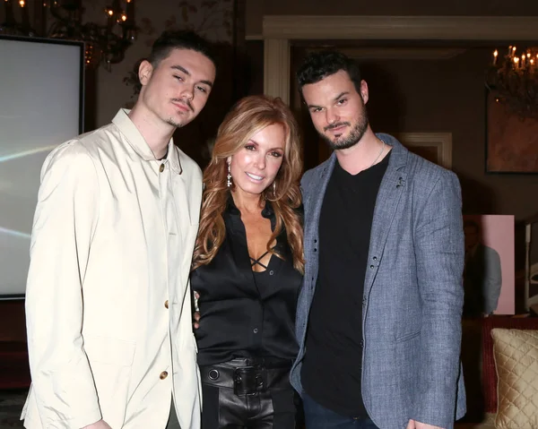 Landon Recht, Tracey Bregman, Austin Recht — Stock Photo, Image