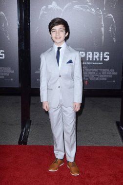 oyuncu Bryce Gheisar