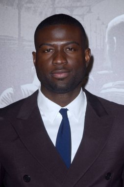aktör Sinqua duvarlar